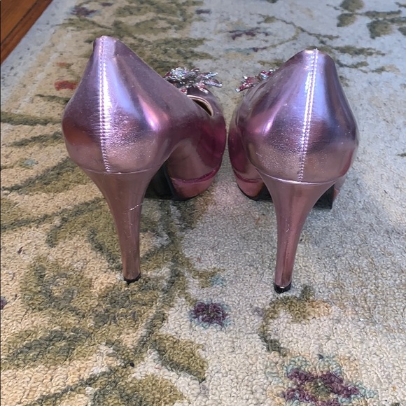 Whita and shon heels - Picture 2 of 3